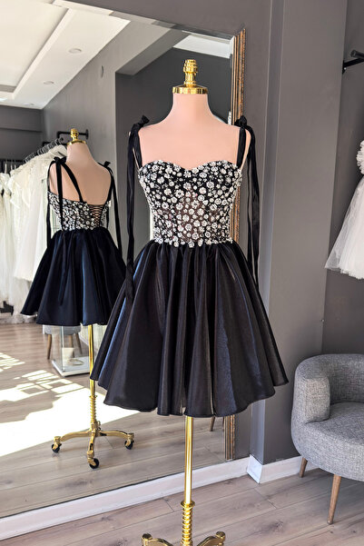Lenta Moda Siyah Dantel Kaplı Parlak Saten Mini Parti Elbisesi