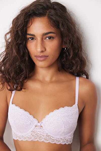Women'secret حمالة صدر كلاسيكية جميلة مبطنة من الدانتيل باللون البنفسجي