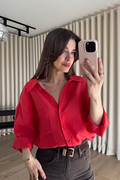 Sue Store Cămașă din țesătură cu flori de rodie supradimensionat modal