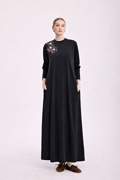 Nurcan Çetin 26126 Full Length Dress with Sequin Embroidery on the Shoulder