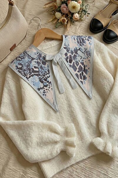 InStyle cu model Guler din satin gri deschis