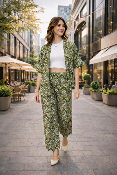 Clyfora Patterned Cropped Kimono Set