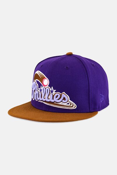 NEW ERA قبعة رجالية من فريق فيلادلفيا فيليز 59Fifty، لون أرجواني، من دوري الب...