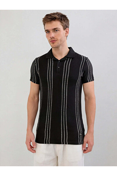 STATUS QUO Striped Wide Collar Regular Fit Black T-shirt
