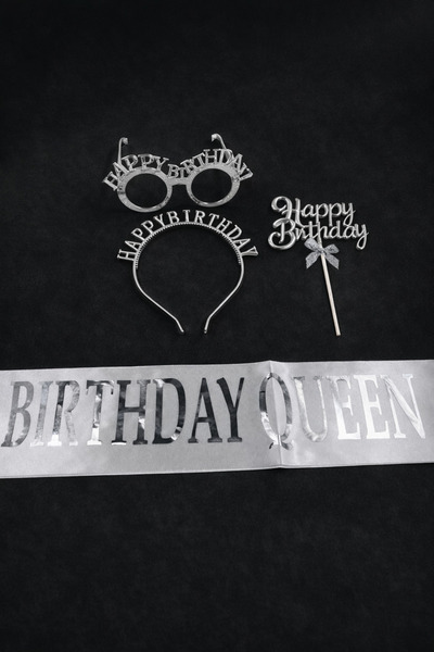 PARTİPORT Birthday Queen Doğum Günü Seti Gümüş Taç Gözlük Sn-2029 Kuşak Pasta...