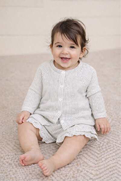 Dirkje Girls 2 Pc Set Blue-Stripe Seersucker Button-Up Top & Ruffle-Trim Shor...