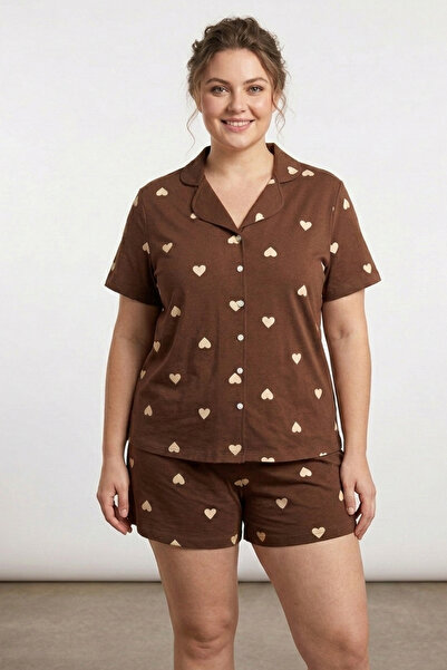 İPEKTENİM Kalp Desenli Düğmeli Şortlu Büyük Beden Gömlek Pijama Takımı
