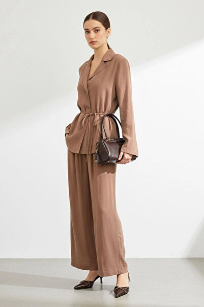 Loreen Double-Breasted Collar Belted Suit - Brown Brown