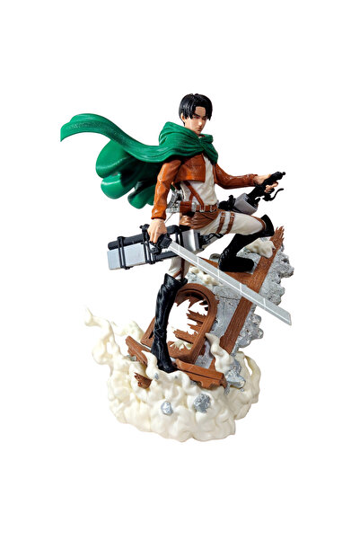 Fresh Candles Statueta – Levi AOT, scara 1:6