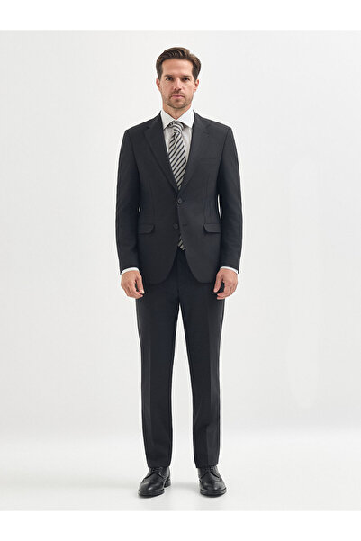 Karaca Siyah Takım Elbise