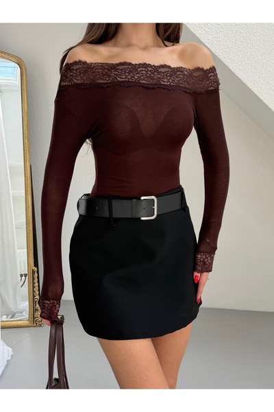 NEW JOURNAL Women's Burgundy Madonna Collar Lace Detailed Blouse Frv12