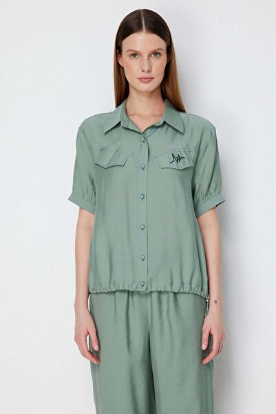 Ekol Beli Lastikli Kırışık Kumaşlı Gömlek