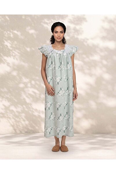 REDTAG قميص نوم نسائي بأكمام قصيرة بنقشة زهور النعناع