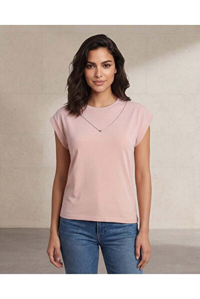 REDTAG بلوزة نسائية من الجيرسيه مزينة بتفاصيل باللون الوردي الفاتح عند الرقبة