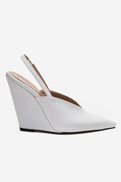 Ayakkabı Ateşi Λευκά δερμάτινα γυναικεία παπούτσια με μυτερή μύτη και ανοιχτή...
