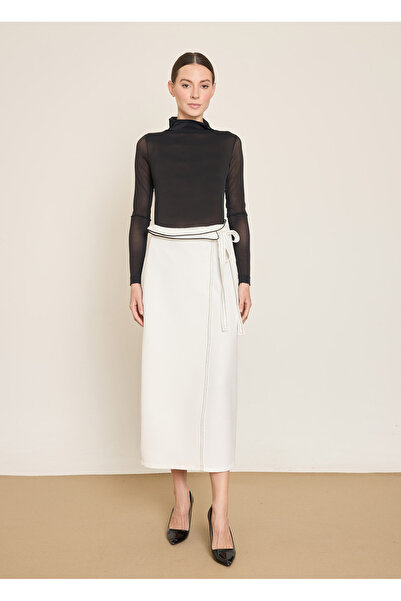 BGN workshop تنورة ميدي كونترست حواف أسطوانية