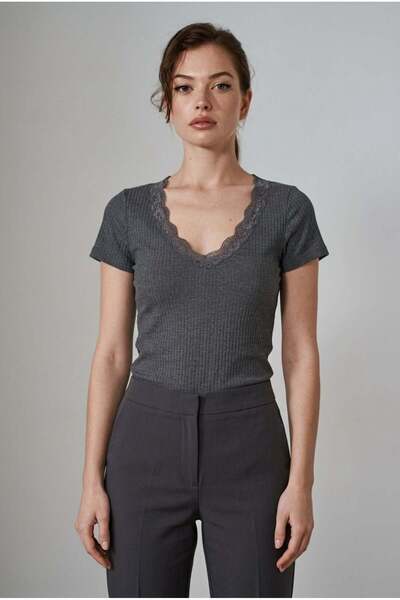 Madmext Tricou de damă antracit cu decolteu în V dantelă Detaliat material re...