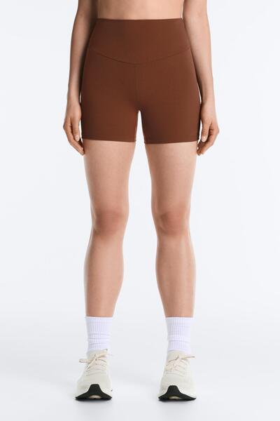 Oysho High rise Comfortlux 10 cm hot pant