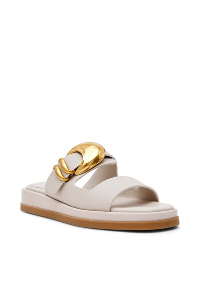 Steve Madden Bay-Ridge Solid White Low Heel Sandals