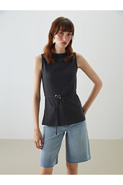 LC Waikiki قميص I Zero Roba Yaka النسائي من Freezen Store