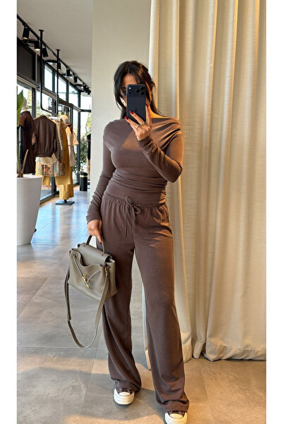 My Blog Set confortabil din două piese cu guler barcă maro modal - 7323