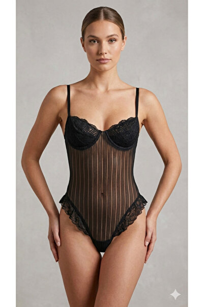 Feruzdesign Crni bodi sa detaljnim volanima