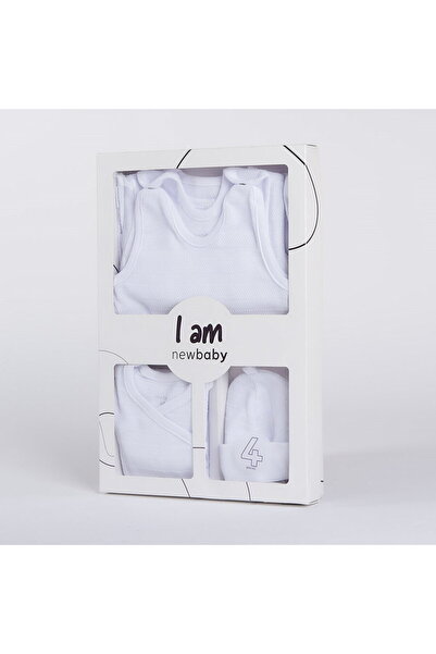 NEW BABY SHOP New Baby I AM White 4-Piece Maternity Set, size 62 (3-6m)