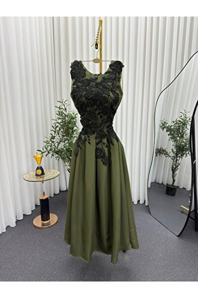 TOP BERLANTY "Elegance" midi dress - hand-embroidered with royal touches