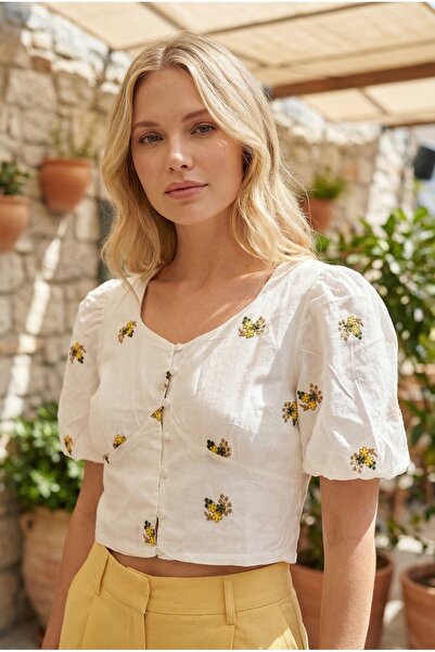 FEMELLE Floral Κεντημένη Crop Μπλούζα