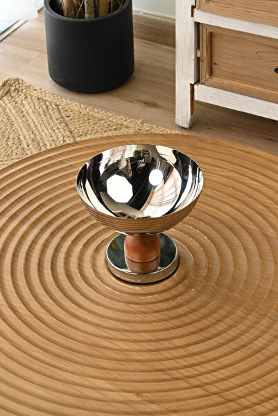 SQUALO Squalo dessert plate with a warm wooden base – nature and luxury in on...