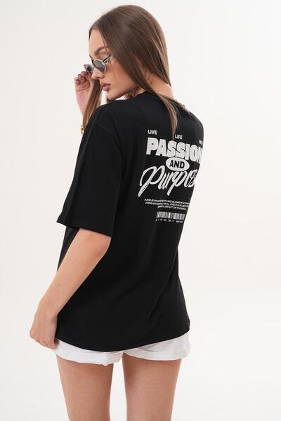 ŞİMAL Women's Back Print Detailed Crew Neck Oversized T-Shirt 260337