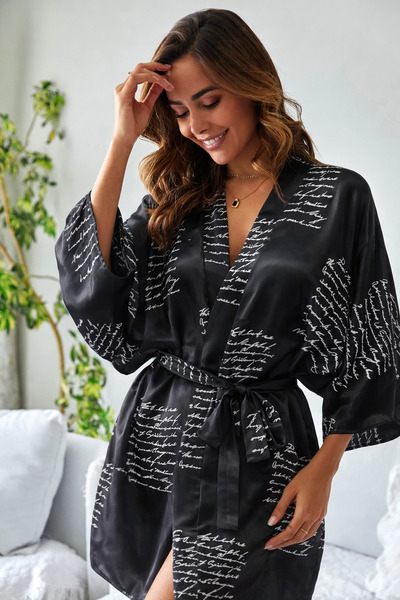 mass fashion Kadın Yazı Desenli Kemerli Kimono