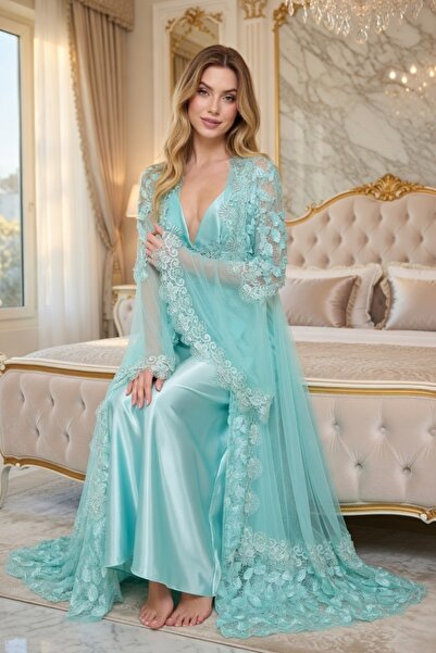 big mama Luxury Lace Embroidered in Silk Aten Robe and Nightgown Set - Royal ...