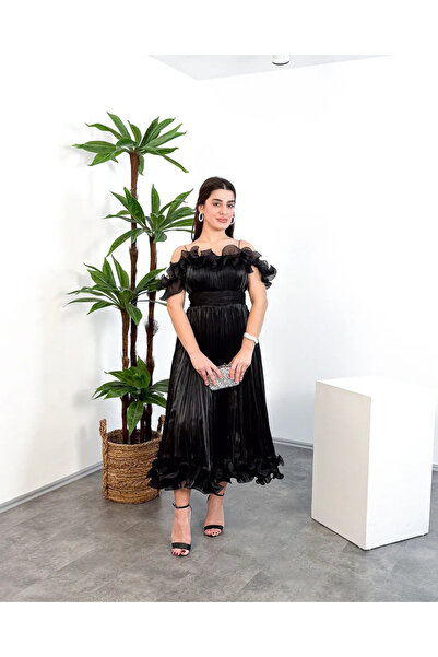 Mialora Rope Strap Midi Dress – Front Window Detail