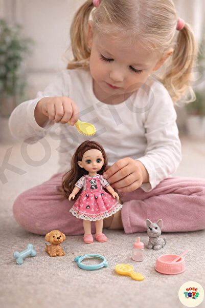 kosetoys Oyuncak Bebek eklemleri hareketli ve aksesuarlı 14cm boyunda