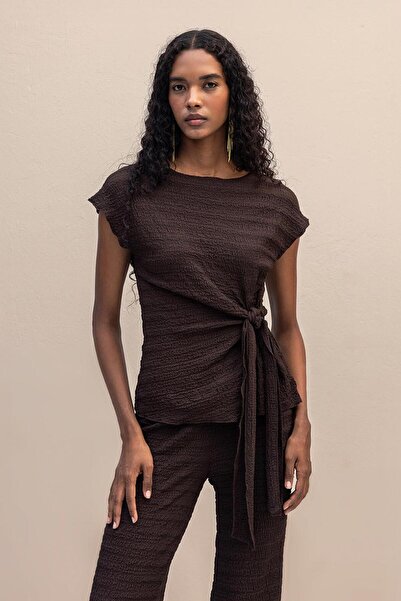 BSL Dokulu Bağlama Detaylı Bluz