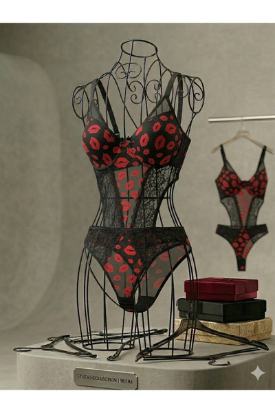 CHARM Red Kiss Patterned Lace Detailed Padded Bodysuit 840