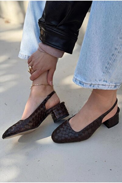 I Love Shoes سولين ماري جين حذاء بكعب أكلايكو مات جلد تفاصيل محبوكة