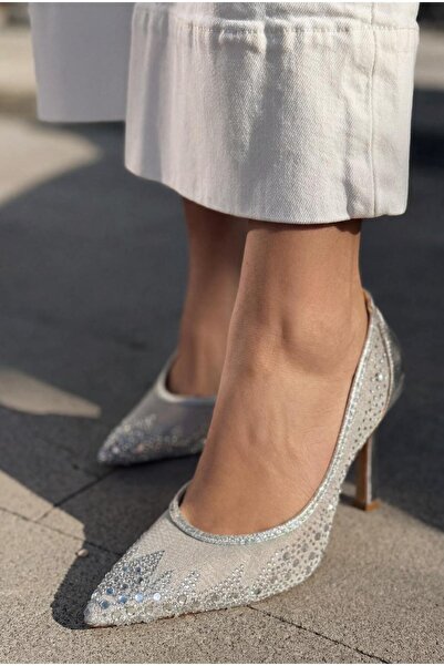 I Love Shoes أريفيل ستيليتو فضي مرصّع بالأحجار