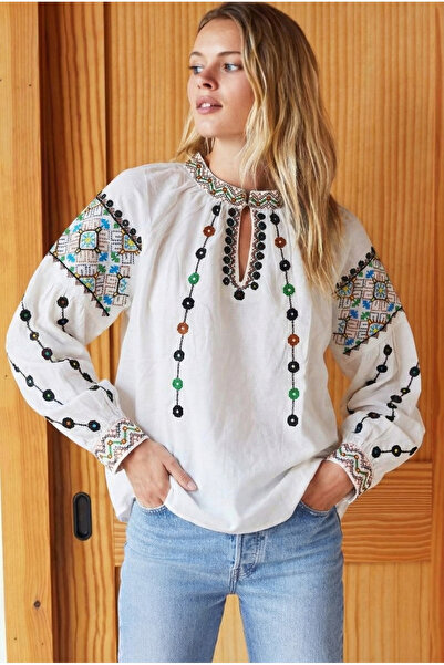 FEMELLE Γυναικεία Λευκή Μπλούζα με Γιακά Δικαστή με Κουμπιά και Κέντημα P Βαμ...