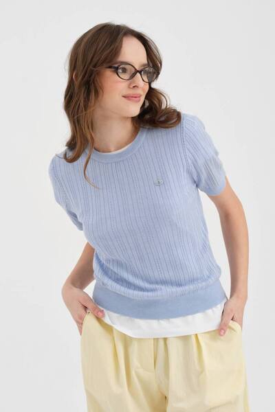 tw3 Жіноча в'язана блузка з логотипом спереду та короткими рукавами