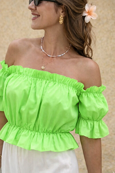 oshebu Women's Rubber Detailed Madonna Blouse