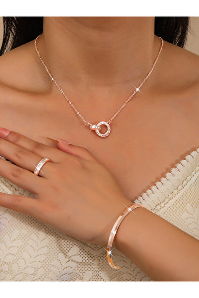 Take Two By Styli طقم مجوهرات مكون من 3 قطع: قلادة دائرية وحلقية متدلية، سوار...