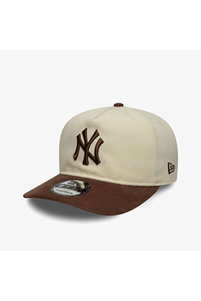 NEW ERA قبعة من الجلد المدبوغ 9Fifty Af Neyyan للجنسين باللون البيج