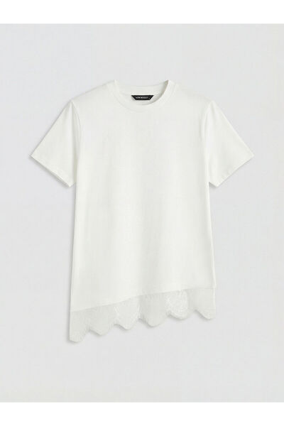 LC Waikiki Γυναικείο μπλουζάκι Özmarka Νέα Σεζόν Δαντέλα με λεπτομερή ασύμμετ...