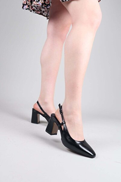 Birikon Παπούτσια LERI Χοντρό τακούνι σε μαύρο χρώμα