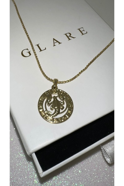 GLARE JEWELRY CO قلادة من الفولاذ المقاوم للصدأ باللون الذهبي مع رمز برج السرطان