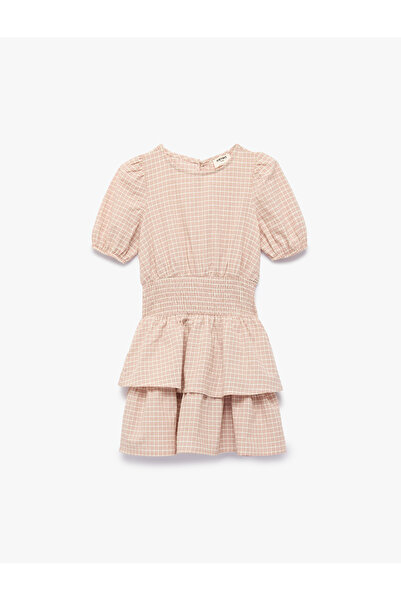 Koton فستان قطن قطع بياقة دائرية وأكمام قصيرة وأكمام بالونية مزينة بالترتر قم...