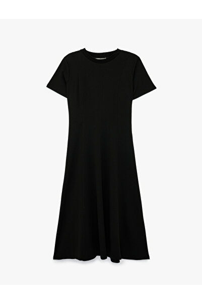 Koton Crepe Scuba Fabric Slim Fit Short Sleeve Crew Neck Midi Flared Dress