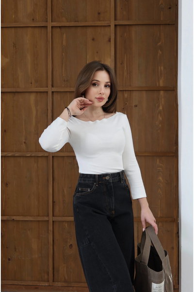 roea Wide Collar Blouse White